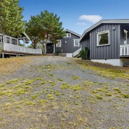 4 Bedroom Beautiful In *