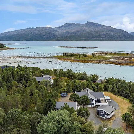 Feriehus 4 Bedroom Beautiful In *